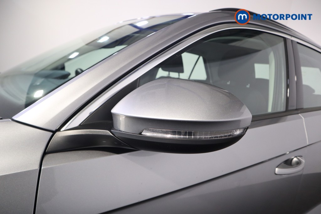 Volkswagen T-Roc Life Automatic Petrol SUV - Stock Number (1610276) - 28th supplementary image