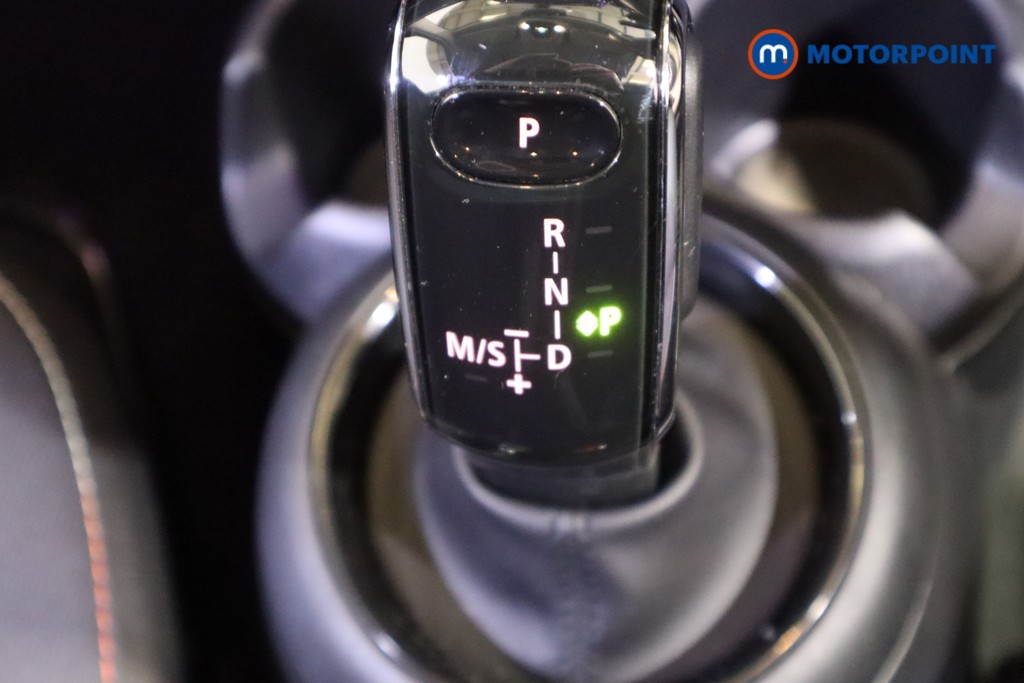 Mini Hatchback Cooper Classic Automatic Petrol Hatchback - Stock Number (1610427) - 5th supplementary image