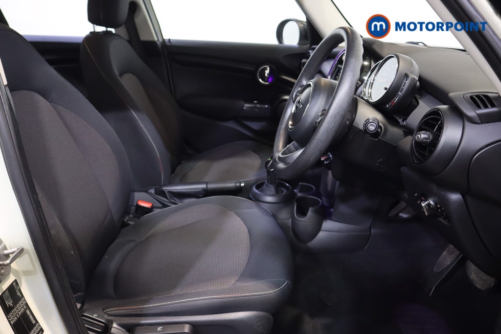 Mini Hatchback Cooper Classic Automatic Petrol Hatchback - Stock Number (1610427) - 6th supplementary image