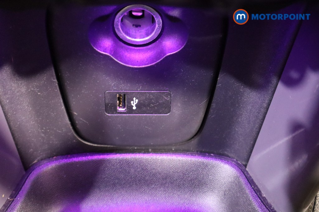 Mini Hatchback Cooper Classic Automatic Petrol Hatchback - Stock Number (1610427) - 21st supplementary image