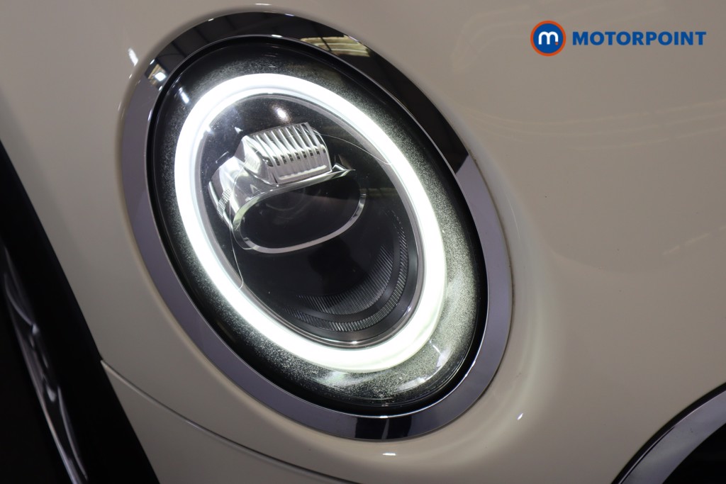 Mini Hatchback Cooper Classic Automatic Petrol Hatchback - Stock Number (1610427) - 32nd supplementary image