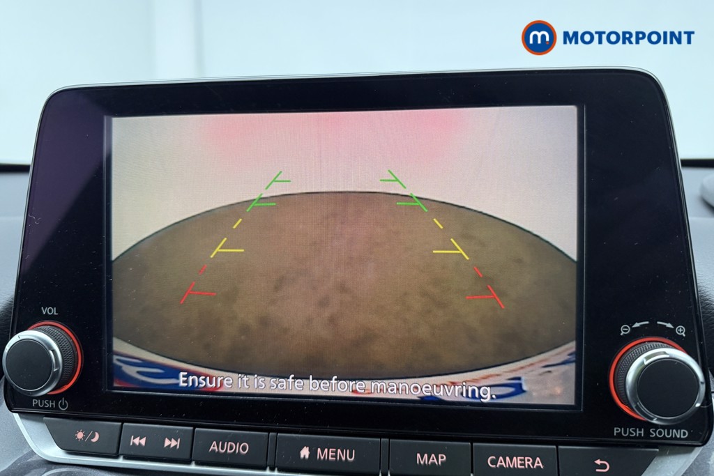 Nissan Juke N-Connecta Manual Petrol SUV - Stock Number (1610600) - 3rd supplementary image