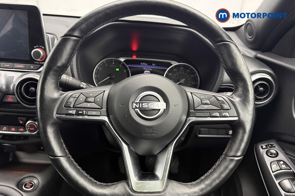 Nissan Juke N-Connecta Manual Petrol SUV - Stock Number (1610600) - 5th supplementary image