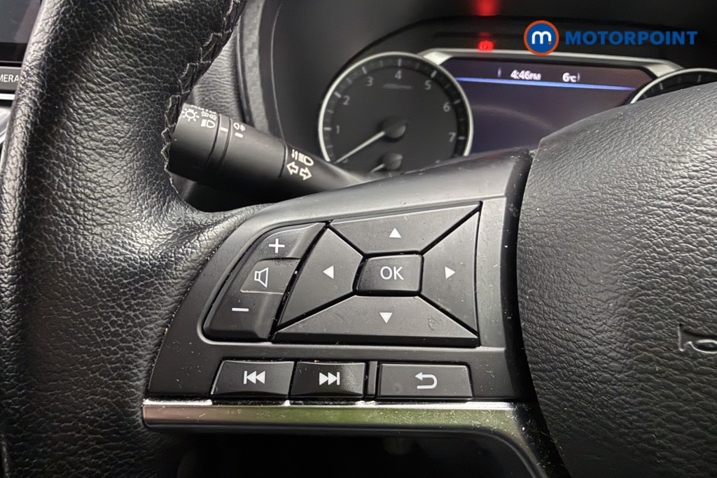 Nissan Juke N-Connecta Manual Petrol SUV - Stock Number (1610600) - 14th supplementary image