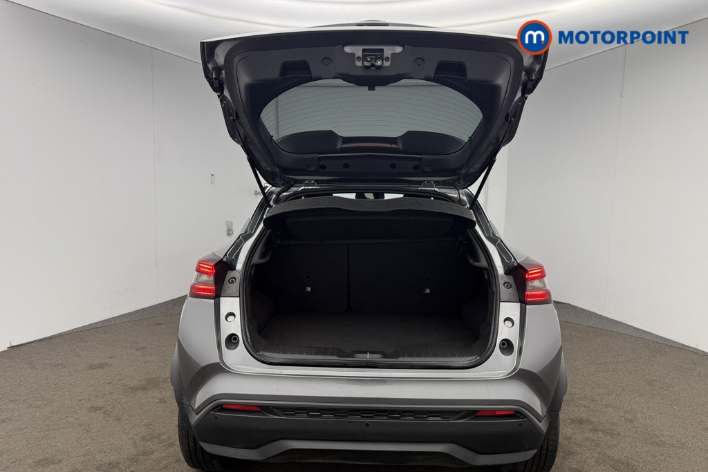 Nissan Juke N-Connecta Manual Petrol SUV - Stock Number (1610600) - 21st supplementary image