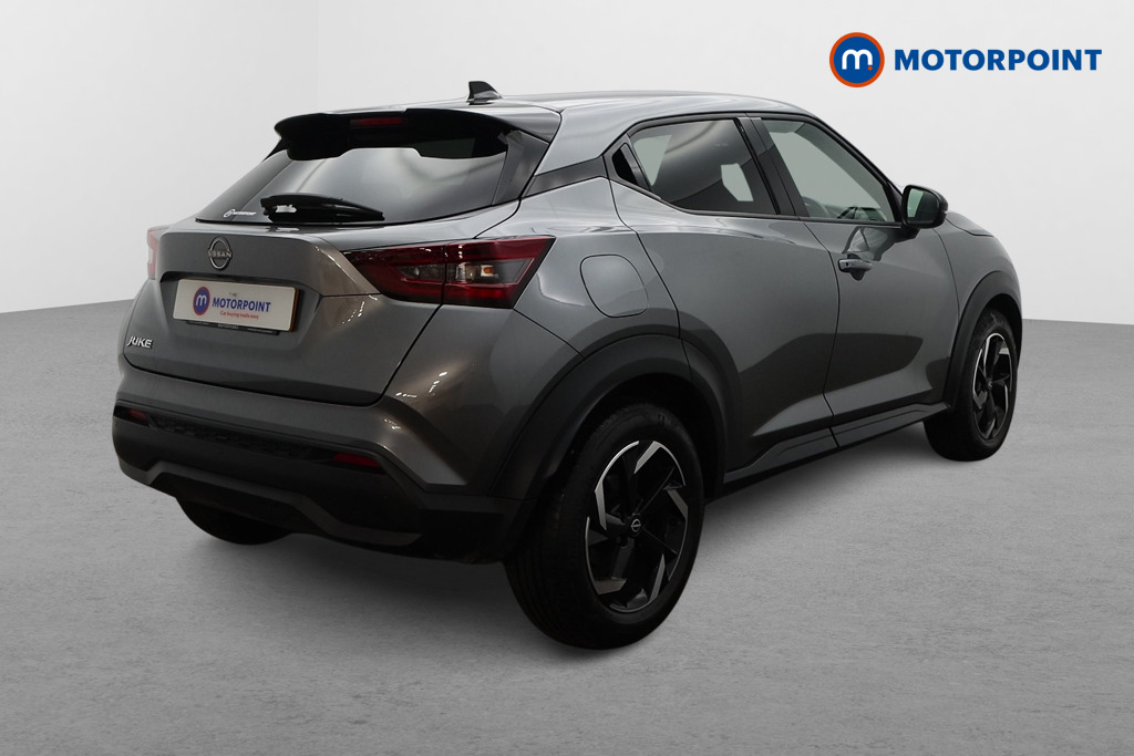 Nissan Juke N-Connecta Manual Petrol SUV - Stock Number (1610600) - Drivers side rear corner