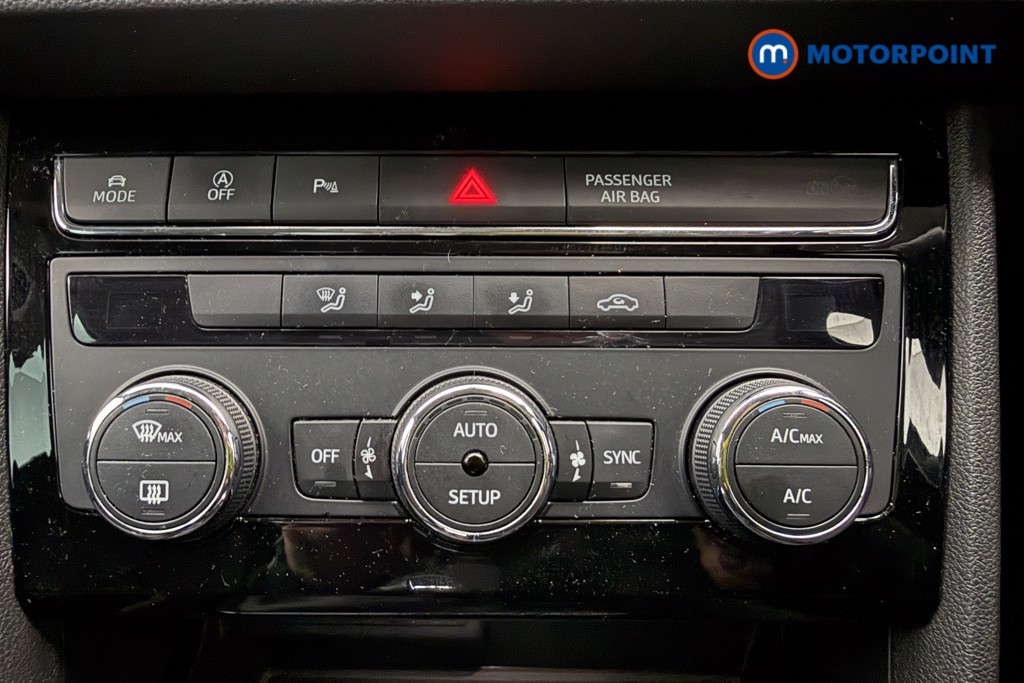 Seat Leon FR Automatic Petrol Hatchback - Stock Number (1610617) - 16th supplementary image