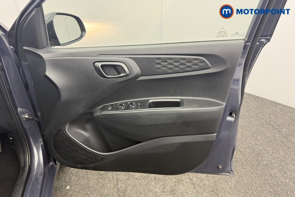 Hyundai I10 Advance Automatic Petrol Hatchback - Stock Number (1610668) - 16th supplementary image