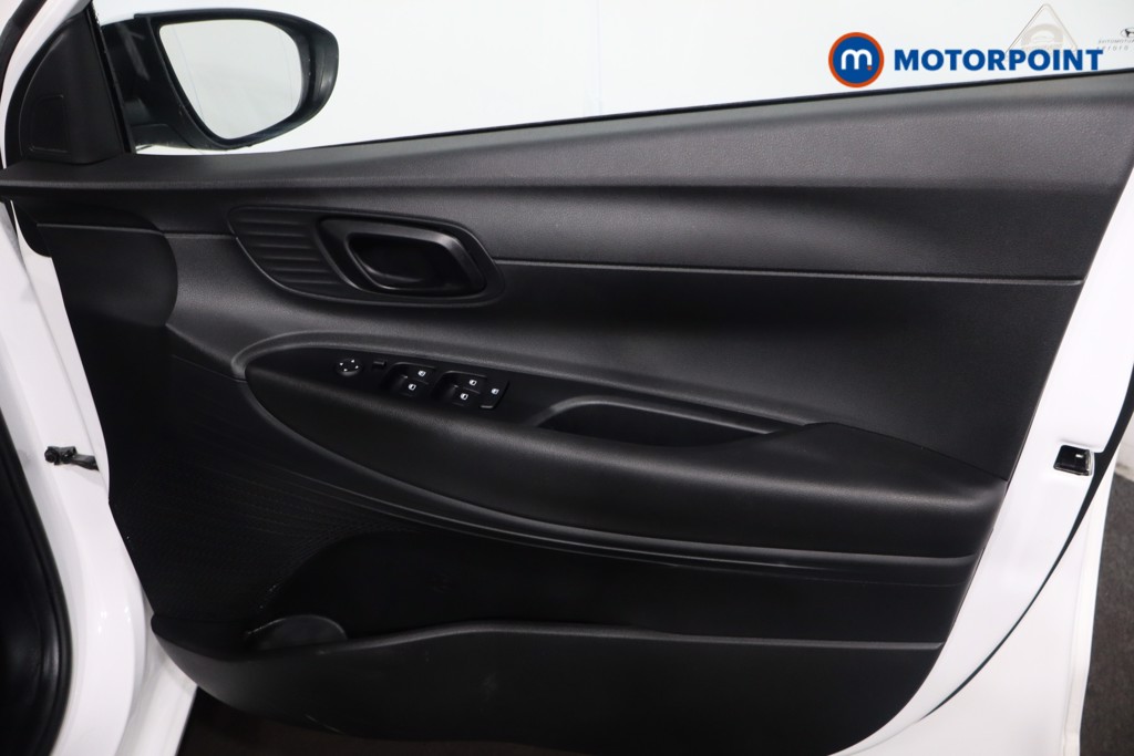 Hyundai I20 Advance Automatic Petrol Hatchback - Stock Number (1610680) - 22nd supplementary image