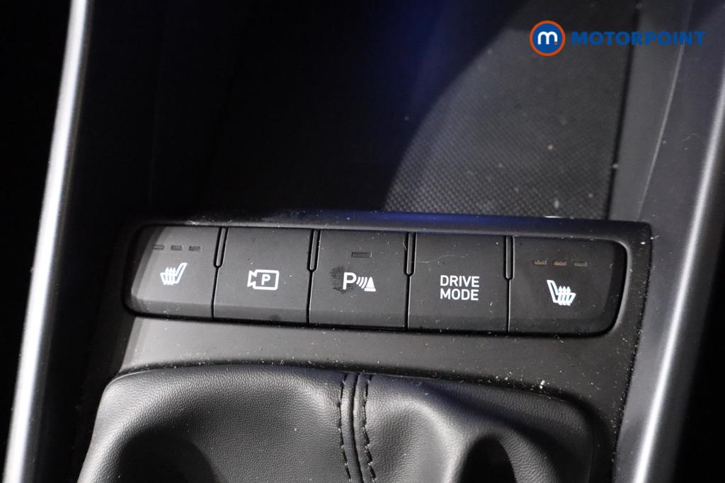 Hyundai I20 Premium Manual Petrol Hatchback - Stock Number (1610687) - 5th supplementary image