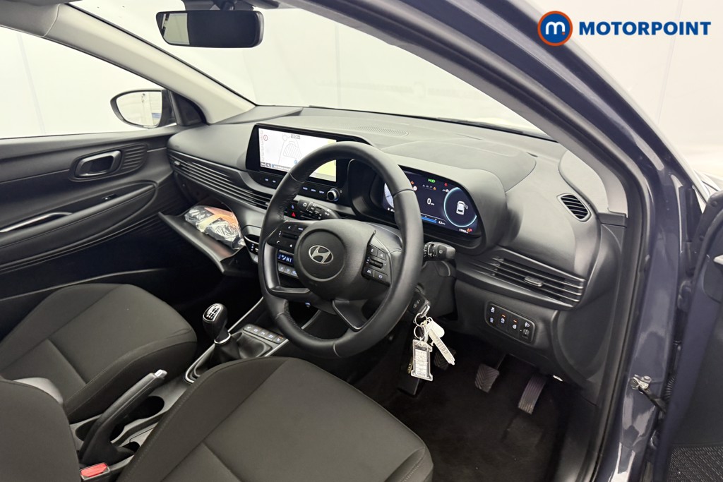 Hyundai I20 Premium Manual Petrol Hatchback - Stock Number (1610712) - 4th supplementary image