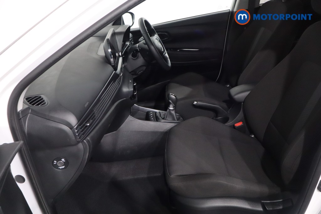 Hyundai I20 Premium Manual Petrol Hatchback - Stock Number (1610720) - 4th supplementary image