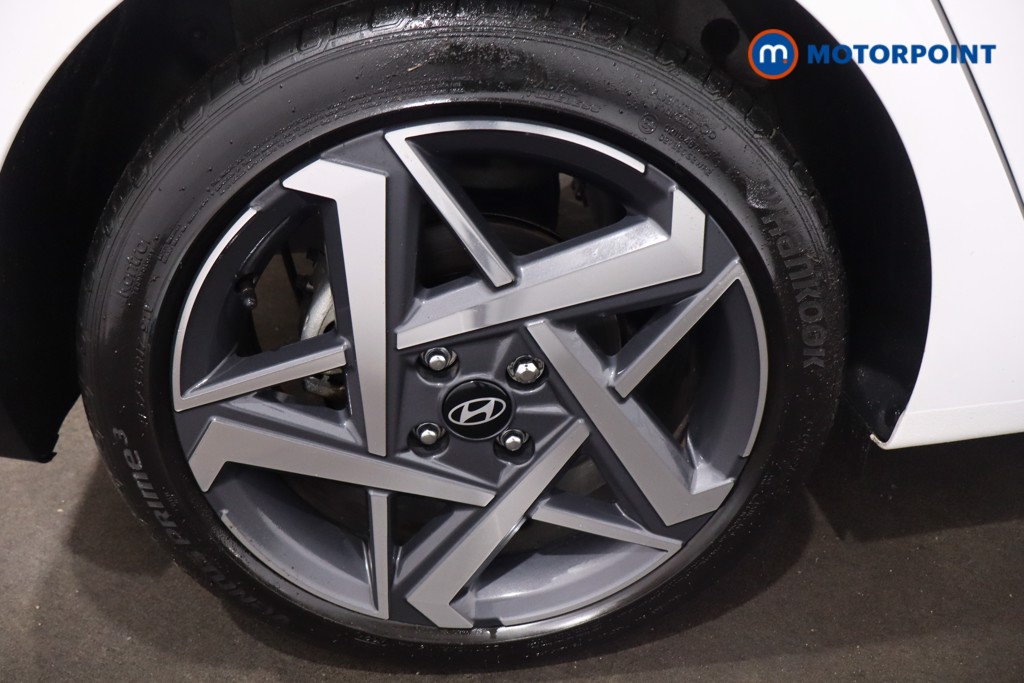 Hyundai I20 Premium Manual Petrol Hatchback - Stock Number (1610720) - 9th supplementary image