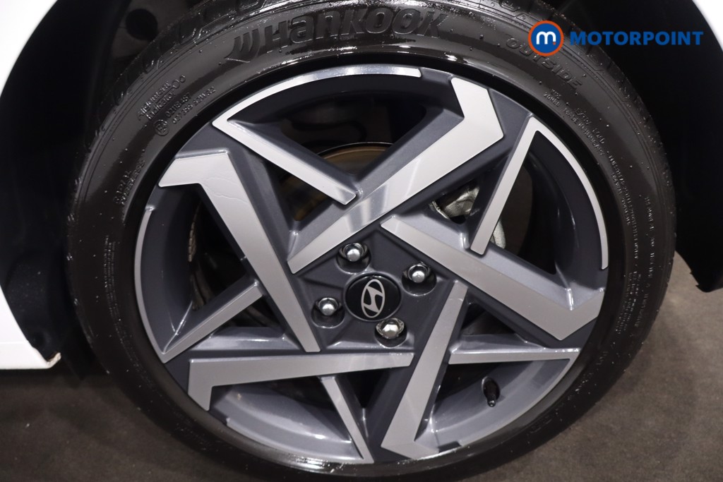 Hyundai I20 Premium Manual Petrol Hatchback - Stock Number (1610720) - 12th supplementary image