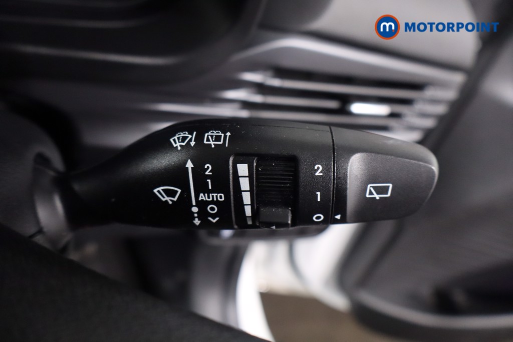 Hyundai I20 Premium Manual Petrol Hatchback - Stock Number (1610720) - 15th supplementary image