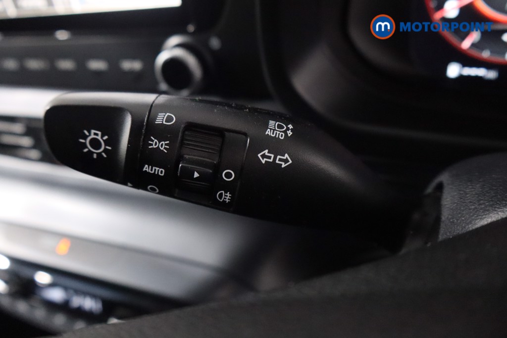 Hyundai I20 Premium Manual Petrol Hatchback - Stock Number (1610726) - 14th supplementary image