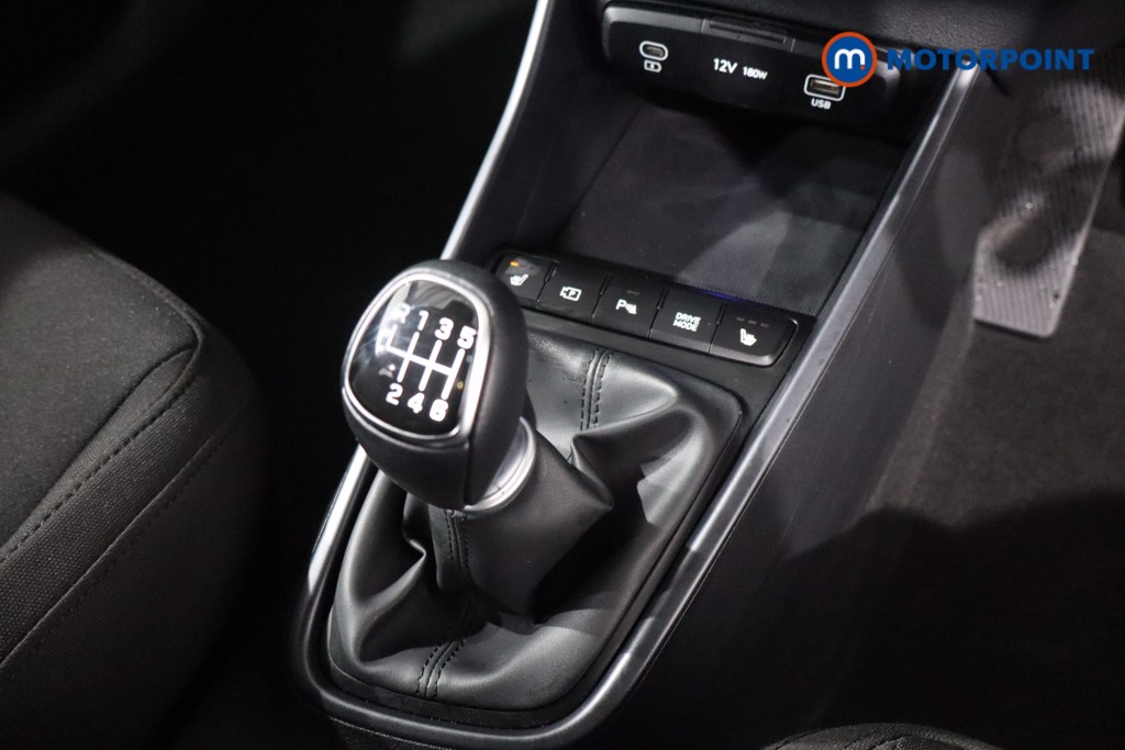 Hyundai I20 Premium Manual Petrol Hatchback - Stock Number (1610726) - 18th supplementary image