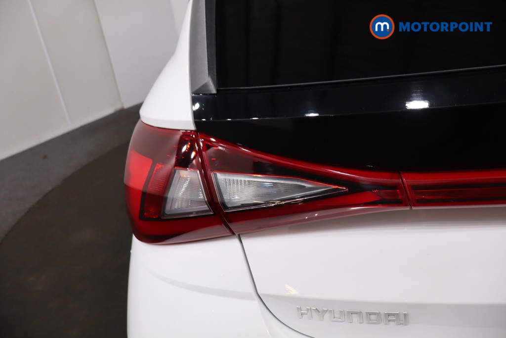 Hyundai I20 Premium Manual Petrol Hatchback - Stock Number (1610726) - 33rd supplementary image