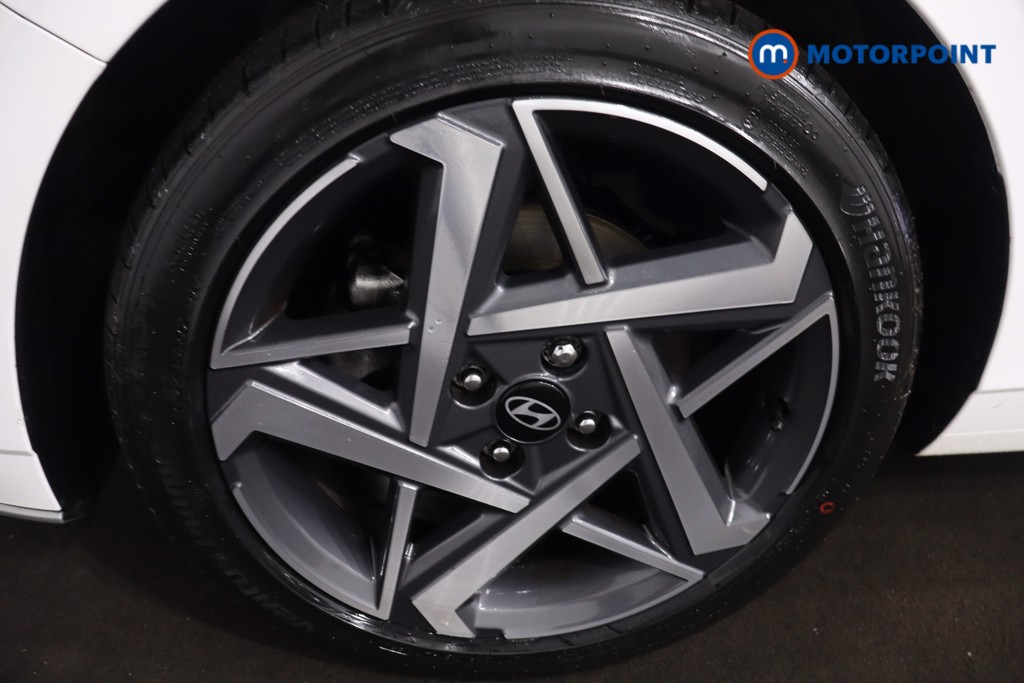 Hyundai I20 Premium Manual Petrol Hatchback - Stock Number (1610738) - 11th supplementary image