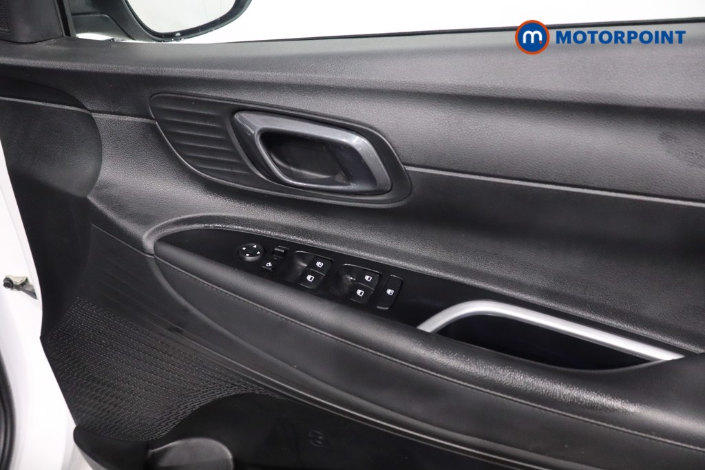 Hyundai I20 Premium Manual Petrol Hatchback - Stock Number (1610738) - 24th supplementary image