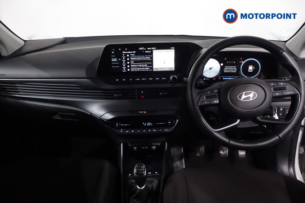 Hyundai I20 Premium Manual Petrol Hatchback - Stock Number (1610738) - 1st supplementary image