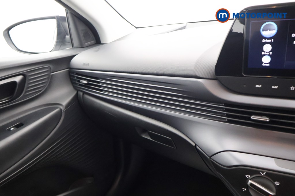 Hyundai I20 Advance Automatic Petrol Hatchback - Stock Number (1610796) - 10th supplementary image