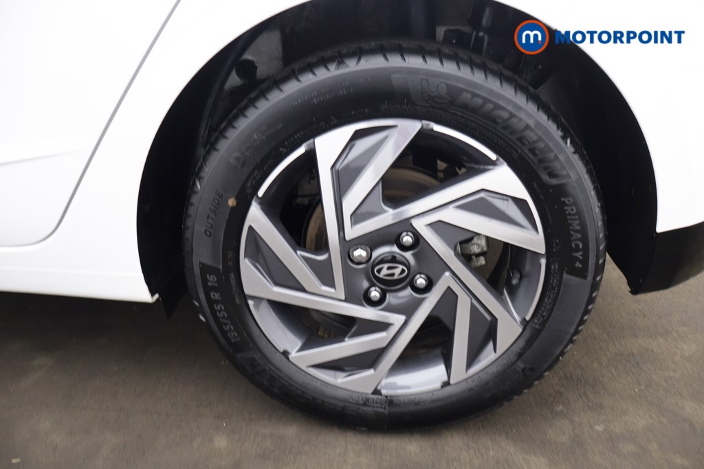 Hyundai I20 Advance Automatic Petrol Hatchback - Stock Number (1610796) - 24th supplementary image