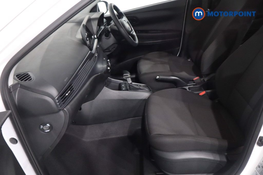 Hyundai I20 Advance Automatic Petrol Hatchback - Stock Number (1610800) - 4th supplementary image