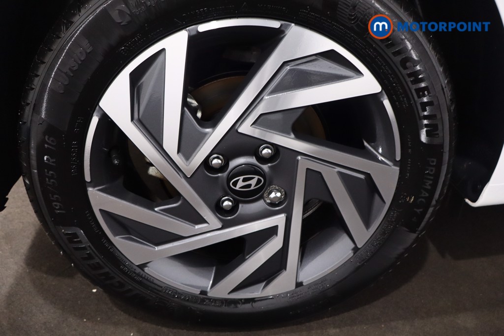 Hyundai I20 Advance Automatic Petrol Hatchback - Stock Number (1610800) - 9th supplementary image