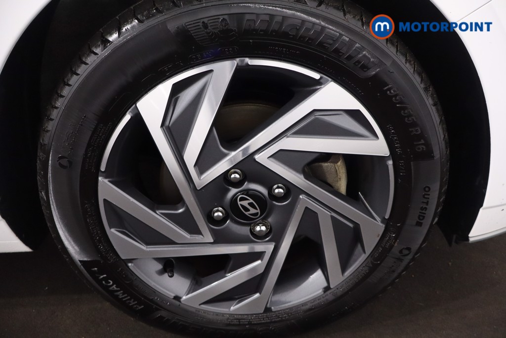 Hyundai I20 Advance Automatic Petrol Hatchback - Stock Number (1610800) - 10th supplementary image