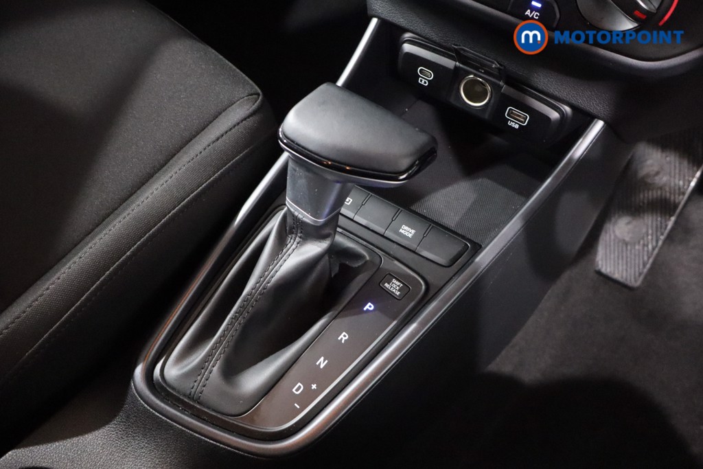 Hyundai I20 Advance Automatic Petrol Hatchback - Stock Number (1610800) - 16th supplementary image