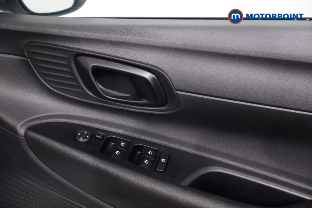 Hyundai I20 Advance Automatic Petrol Hatchback - Stock Number (1610801) - 23rd supplementary image