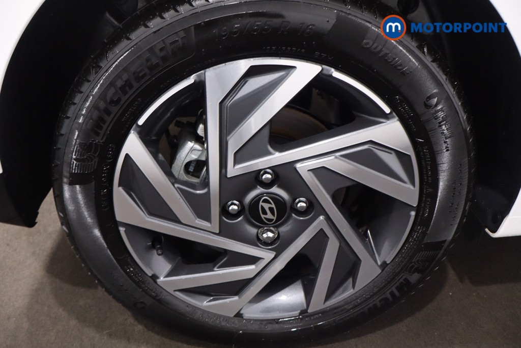 Hyundai I20 Advance Automatic Petrol Hatchback - Stock Number (1610806) - 12th supplementary image