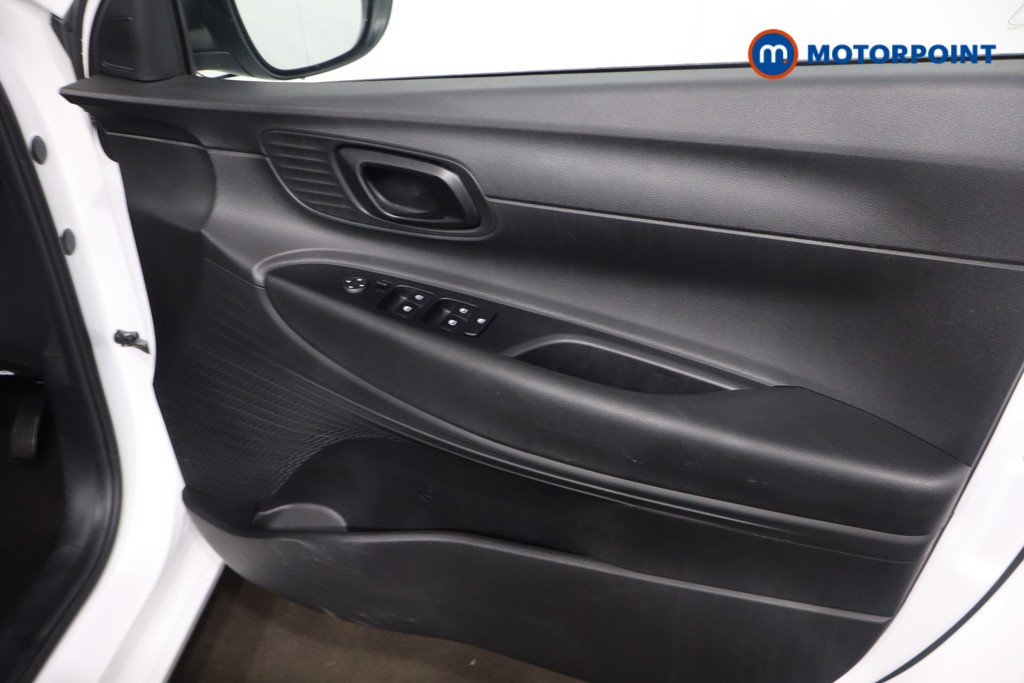 Hyundai I20 Advance Automatic Petrol Hatchback - Stock Number (1610806) - 22nd supplementary image