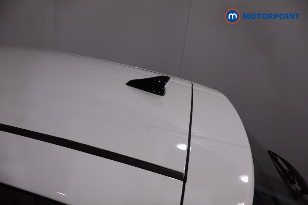 Hyundai I20 Advance Automatic Petrol Hatchback - Stock Number (1610806) - 32nd supplementary image