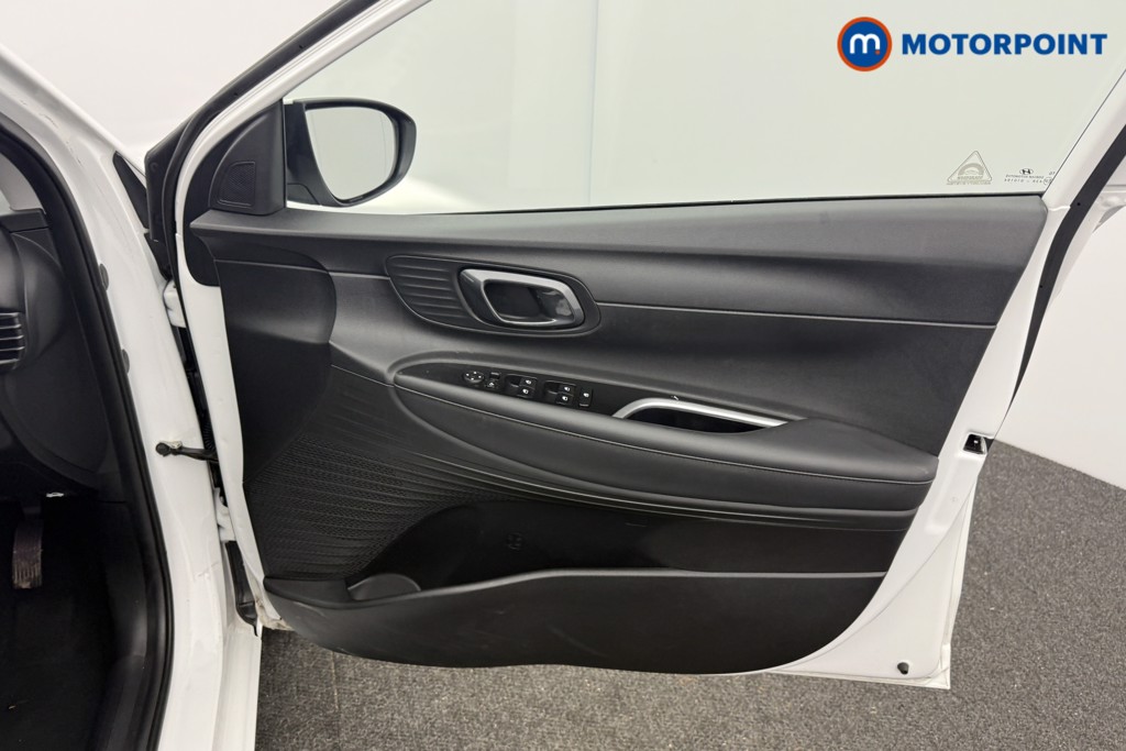 Hyundai I20 Premium Manual Petrol Hatchback - Stock Number (1610844) - 17th supplementary image