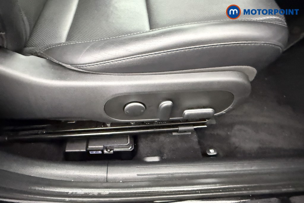 Hyundai Kona Ultimate Automatic Petrol-Electric Hybrid SUV - Stock Number (1610852) - 18th supplementary image