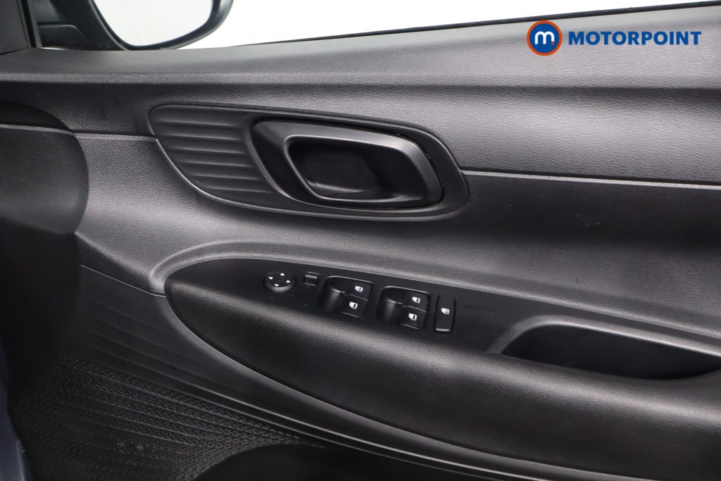 Hyundai I20 Advance Manual Petrol Hatchback - Stock Number (1610912) - 23rd supplementary image