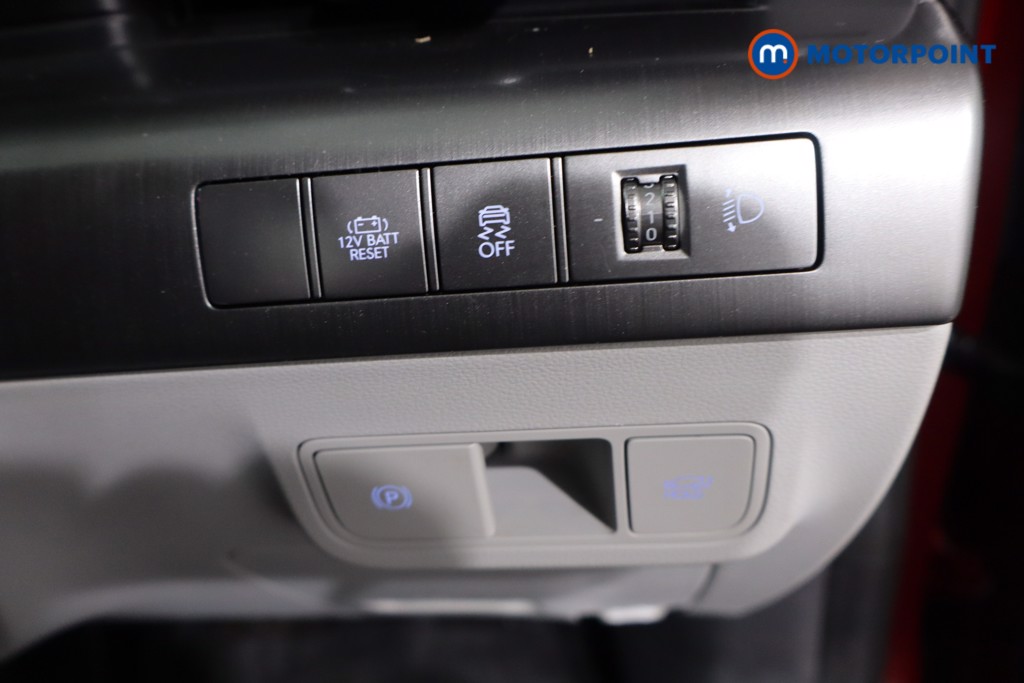 Hyundai Kona Ultimate Automatic Petrol-Electric Hybrid SUV - Stock Number (1610924) - 18th supplementary image