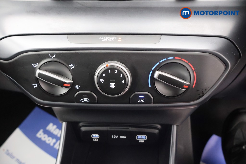 Hyundai I20 Advance Automatic Petrol Hatchback - Stock Number (1610946) - 8th supplementary image