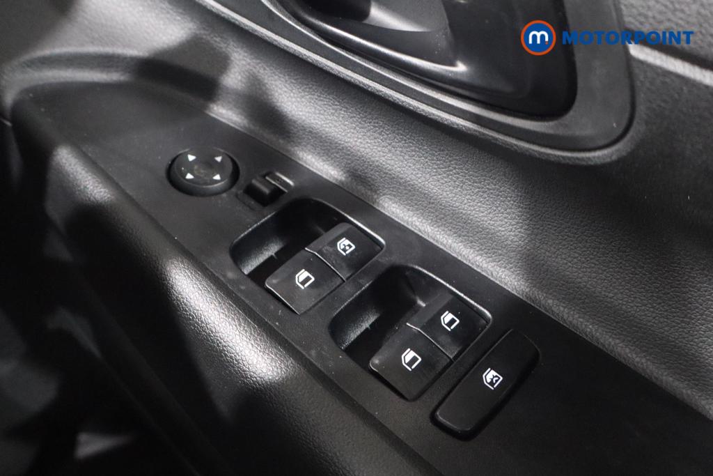 Hyundai I20 Advance Automatic Petrol Hatchback - Stock Number (1610952) - 10th supplementary image