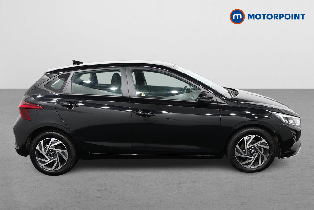 Hyundai I20 Advance Automatic Petrol Hatchback - Stock Number (1610952) - Drivers side