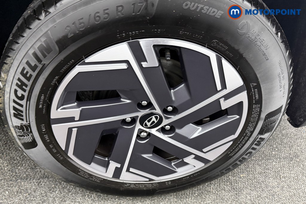 Hyundai Tucson Advance Manual Petrol SUV - Stock Number (1610953) - 30th supplementary image