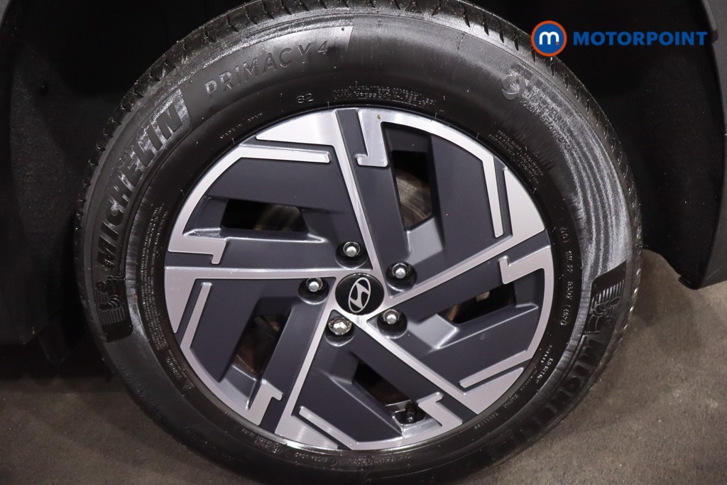 Hyundai Tucson Advance Manual Petrol SUV - Stock Number (1610968) - 12th supplementary image