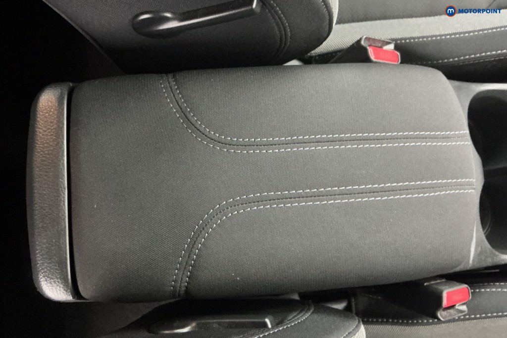 Nissan Qashqai N-Connecta Automatic Petrol SUV - Stock Number (1611047) - 19th supplementary image