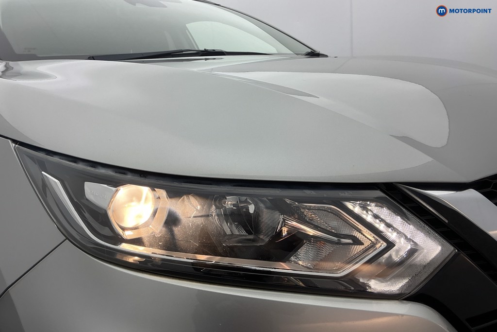 Nissan Qashqai N-Connecta Automatic Petrol SUV - Stock Number (1611047) - 35th supplementary image