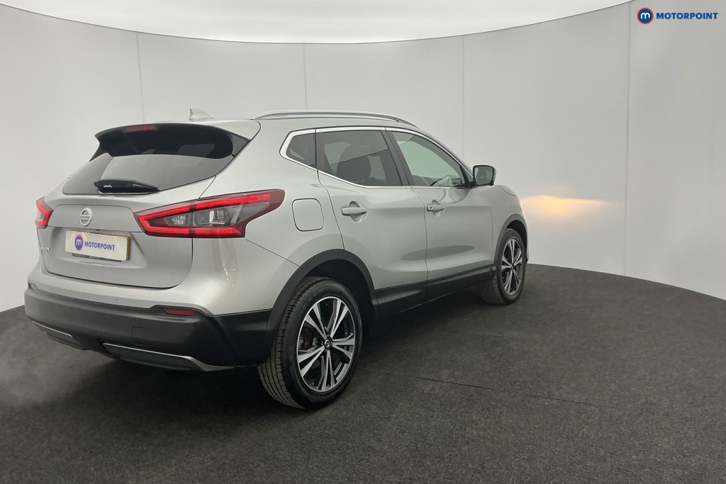 Nissan Qashqai N-Connecta Automatic Petrol SUV - Stock Number (1611047) - 36th supplementary image
