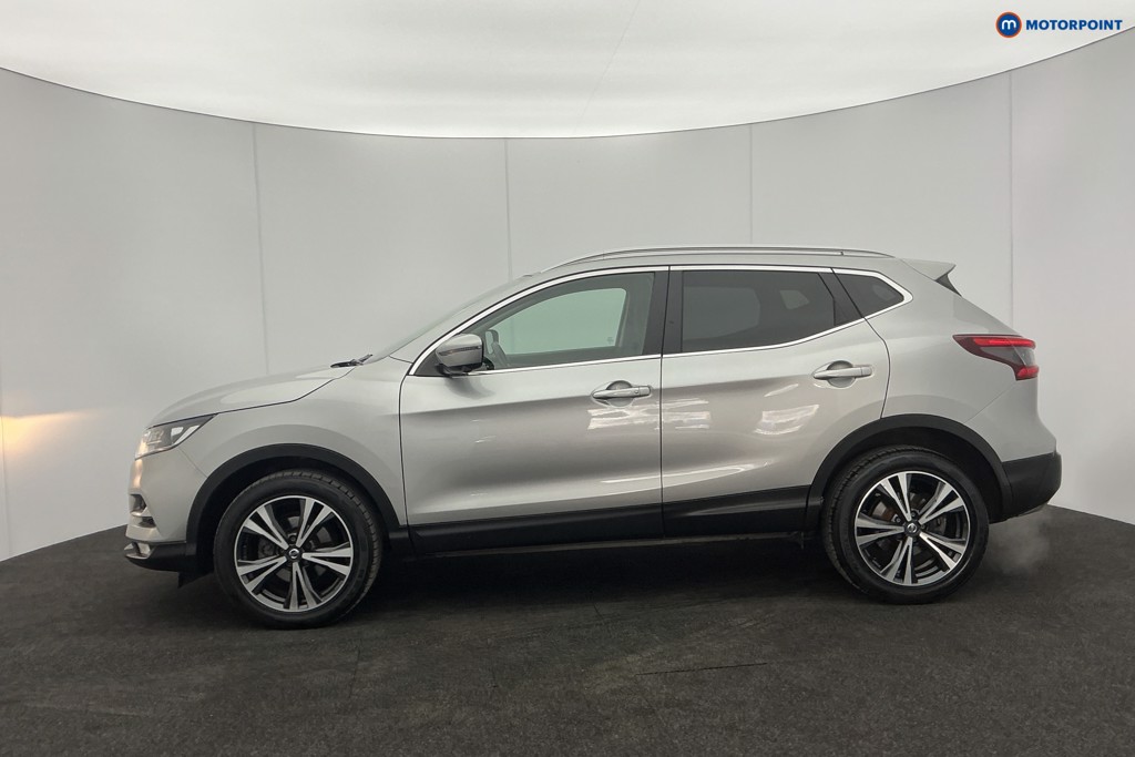 Nissan Qashqai N-Connecta Automatic Petrol SUV - Stock Number (1611047) - 41st supplementary image