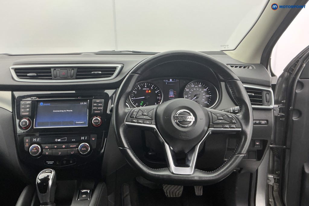 Nissan Qashqai N-Connecta Automatic Petrol SUV - Stock Number (1611047) - 1st supplementary image