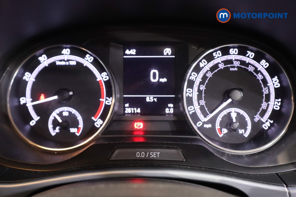 Skoda Fabia Colour Edition Manual Petrol Hatchback - Stock Number (1611491) - 4th supplementary image